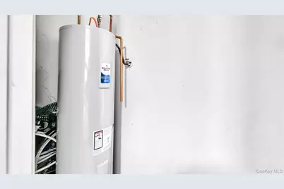 224 Pointe Circle N #224, Coram, NY 11727 - Photo 14