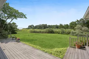 33 Beach Rd, Laurel, NY 11948 - Photo 30