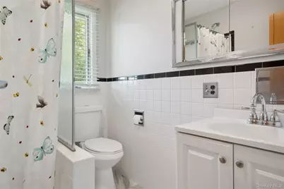 33 Beach Road, Laurel, NY 11948 - Photo 18