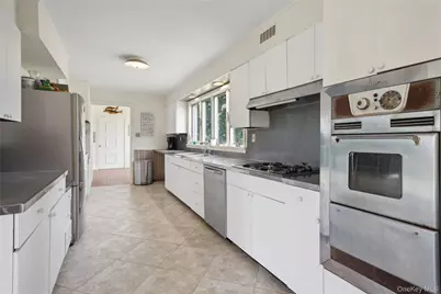 33 Beach Road, Laurel, NY 11948 - Photo 24