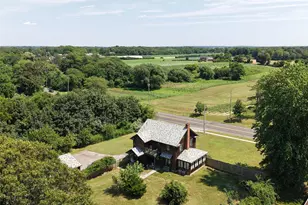 756 Main Rd, Aquebogue, NY 11931 - Photo 30