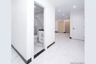 7-15 College Place, College Point, NY 11356 - Photo 10