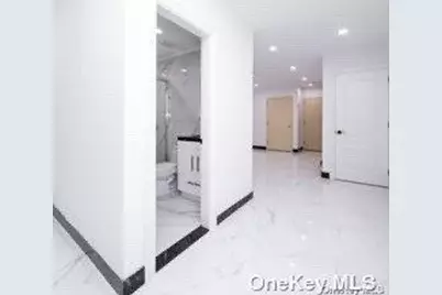 715 College Place, College Point, NY 11356 - Photo 12