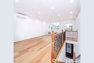 715 College Place, College Point, NY 11356 - Photo 14