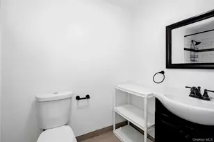 252 Country Club Ln, Pomona, NY 10970 - Photo 32