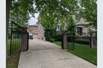 15 Lenzie Street, New York, NY 10312 - Photo 2