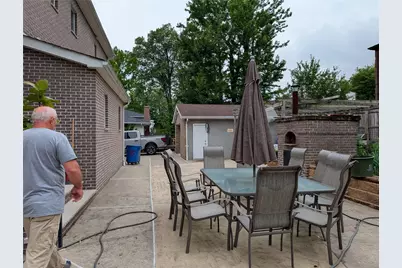 15 Lenzie Street, New York, NY 10312 - Photo 18