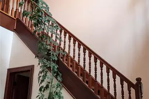 15 Lenzie St, New York, NY 10312 - Photo 14