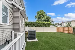 664 Clinton Ave, Uniondale, NY 11553 - Photo 36