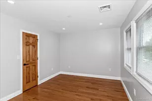 664 Clinton Ave, Uniondale, NY 11553 - Photo 26