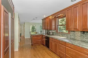 45 Orchard Meadow Rd, East Williston, NY 11596 - Photo 8