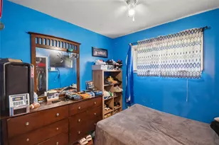 218 Grand Blvd, Brentwood, NY 11717 - Photo 12