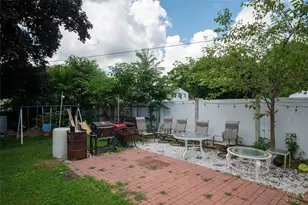 218 Grand Blvd, Brentwood, NY 11717 - Photo 26