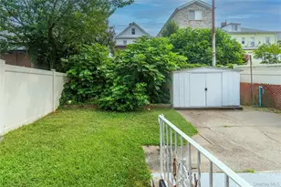 926 Vincent Ave, Bronx, NY 10465 - Photo 38