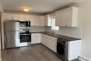 55 Hickory Rd, Port Washington, NY 11050 - Photo 4