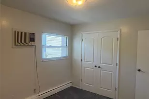 55 Hickory Rd, Port Washington, NY 11050 - Photo 10