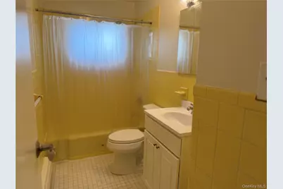 55 Hickory Road #2nd Floor, Port Washington, NY 11050 - Photo 12