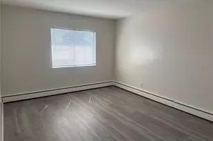 55 Hickory Rd, Port Washington, NY 11050 - Photo 2