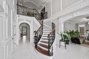 264-11 60th Ave, Little Neck, NY 11362 - Photo 4