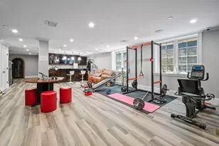 264-11 60th Ave, Little Neck, NY 11362 - Photo 32