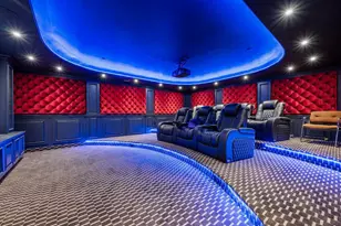 264-11 60th Ave, Little Neck, NY 11362 - Photo 28