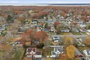 4 Beechwood Dr, Shirley, NY 11967 - Photo 10