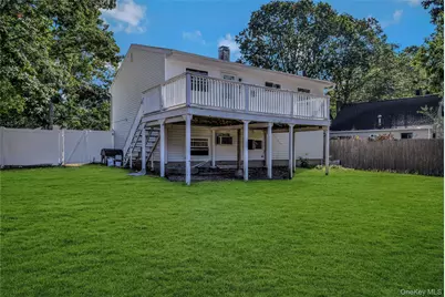 4 Beechwood Drive, Shirley, NY 11967 - Photo 2