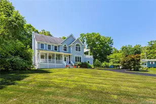 6 Old Town Rd, Beacon, NY 12508 - Photo 2