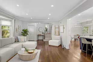 43 Amherst Dr, New Rochelle, NY 10804 - Photo 16