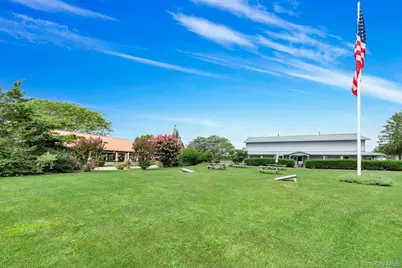 44075 Route 25, Peconic, NY 11971 - Photo 6