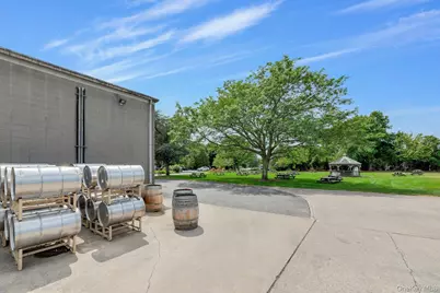 44075 Route 25, Peconic, NY 11971 - Photo 30