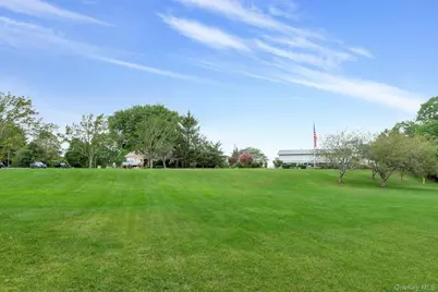 44075 Route 25, Peconic, NY 11971 - Photo 8