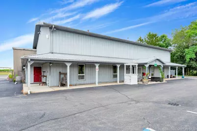 44075 Route 25, Peconic, NY 11971 - Photo 28