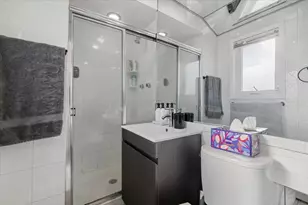 722 Eagle Dr, Woodmere, NY 11581 - Photo 20