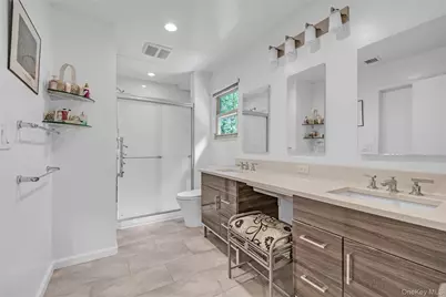 17 Melody, Bayville, NY 11709 - Photo 16