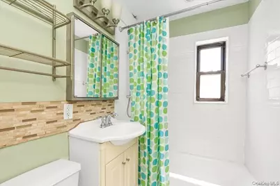 1205 E Broadway #F-13, Hewlett, NY 11557 - Photo 12