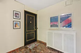 160 Middle Neck Rd, Great Neck, NY 11021 - Photo 6