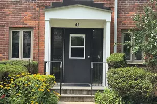 41 Lawrence Dr, White Plains, NY 10603 - Photo 2