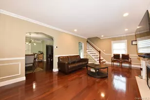 193-46 McLaughlin Ave, Hollis, NY 11423 - Photo 10