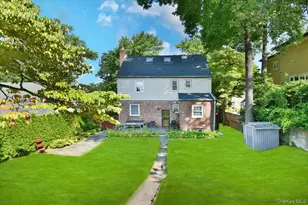 193-46 McLaughlin Ave, Hollis, NY 11423 - Photo 32