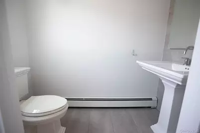 355 E Beech Street, Long Beach, NY 11561 - Photo 28