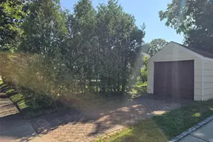 217 Hillside Ave., New Hyde Park, NY 11040 - Photo 20