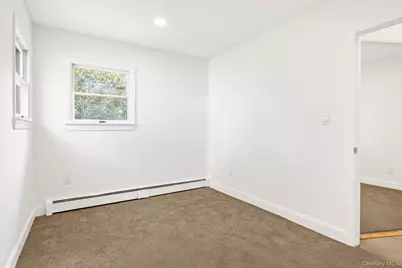 4991 Express Drive N, Ronkonkoma, NY 11779 - Photo 12