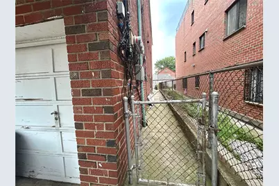 58-25 83rd Street, Middle Village, NY 11379 - Photo 4