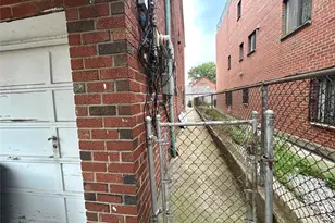 58-25 83rd St, Middle Village, NY 11379 - Photo 4