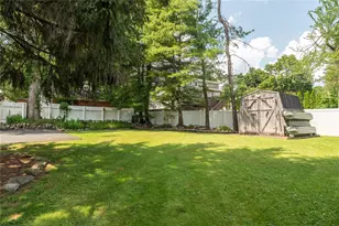 191 W Crooked Hill Rd, Pearl River, NY 10965 - Photo 24