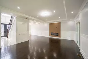 770 Cedar St, Syosset, NY 11791 - Photo 8