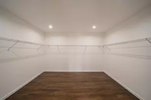 770 Cedar St, Syosset, NY 11791 - Photo 24