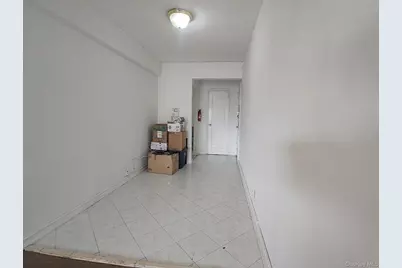 90-09 Northern Boulevard #303, Jackson Heights, NY 11372 - Photo 6