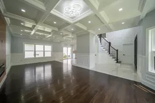 17 Park Dr E, Syosset, NY 11791 - Photo 6